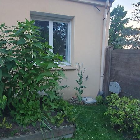 Gite Calme #2 Ou 3 Pers #Piscine #Cholet #Wifi Haut Debit #Travailleurs Thales Lacroix Et Autres Entreprises #Petits Dejeuners Et Repas Possibles Sur Demande Le May-sur-Evre Екстер'єр фото